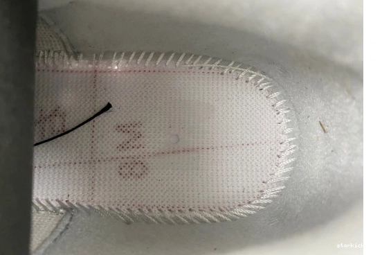 FJ9479-100 “Ivory” FJ9479-100 Jordan 3 Craft Air 0905